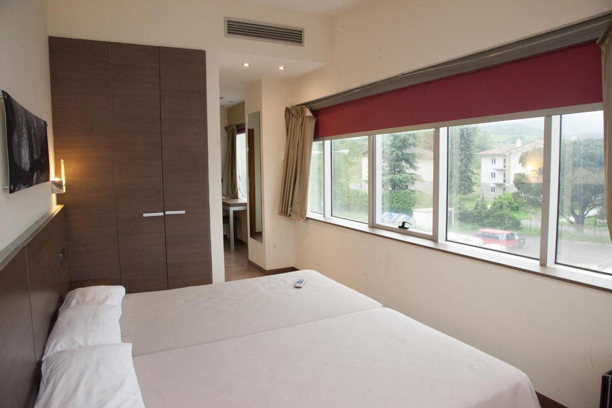 Hotel Izelai Alsasua Exteriér fotografie